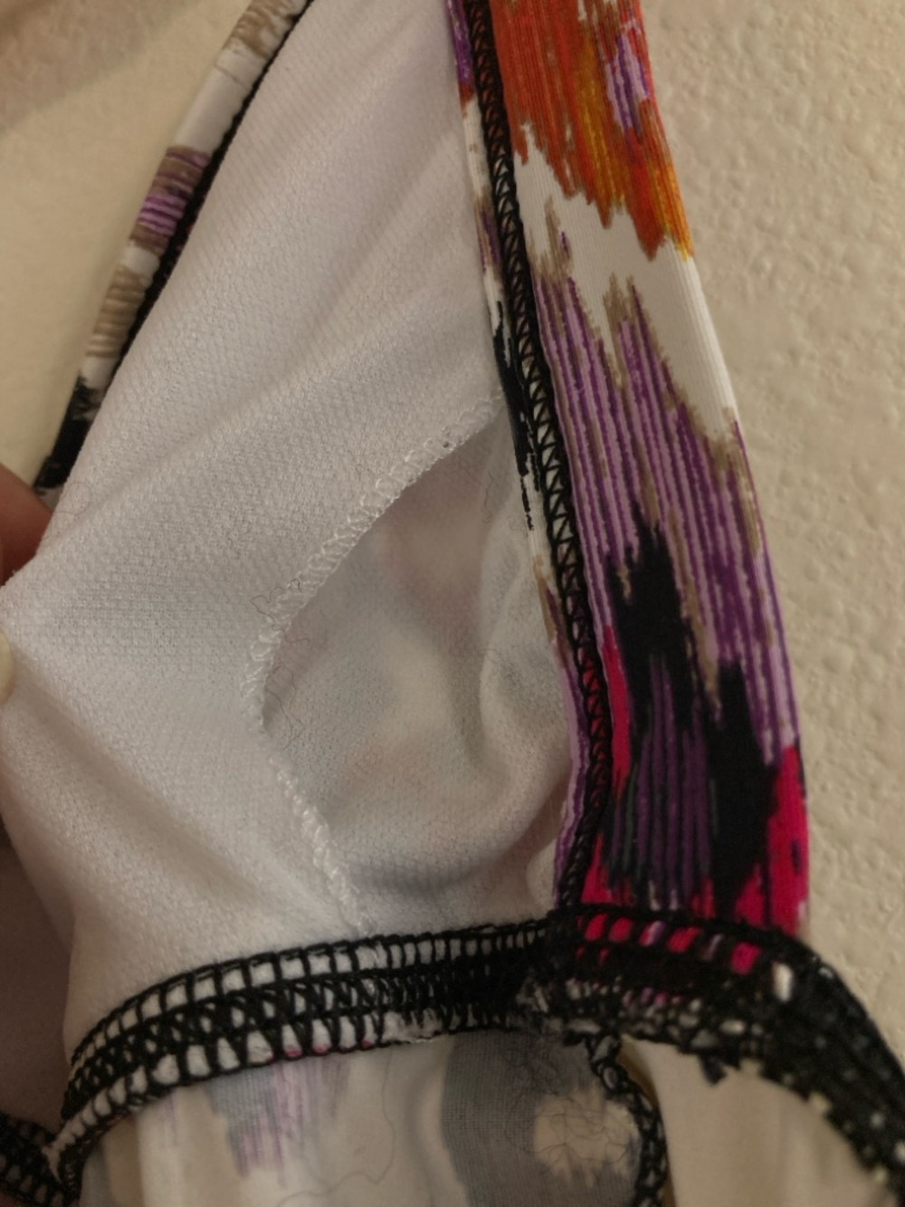 Kenneth Cole New York Swim Halter Tie Top with Ikat-Style Print Size XL. - Picture 7 of 7